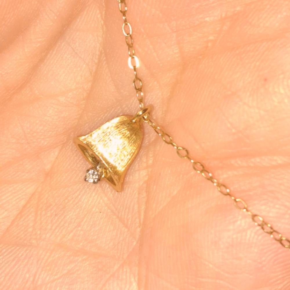 Beautiful 10k yellow gold necklace.